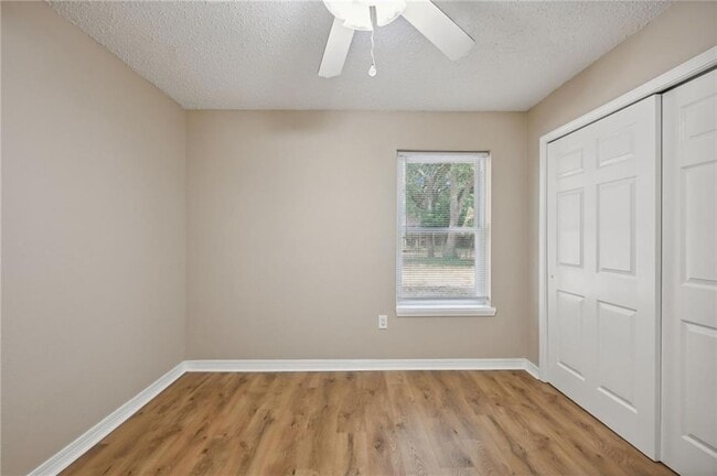 Building Photo - 508 Tanglewood Dr