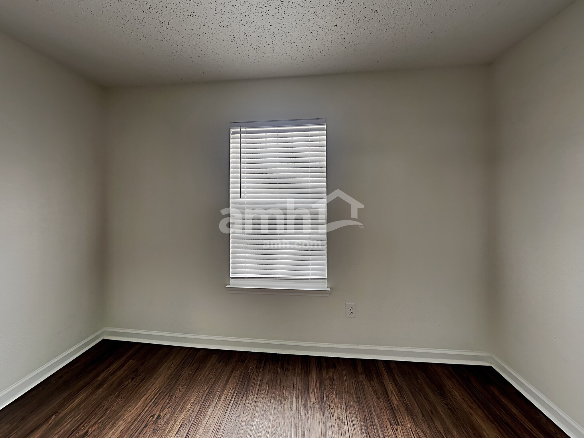 Building Photo - 15256 Follow Dr