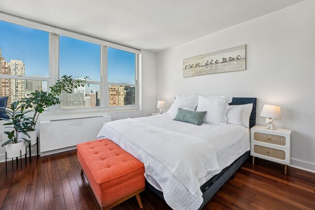 Building Photo - 88 Morgan St