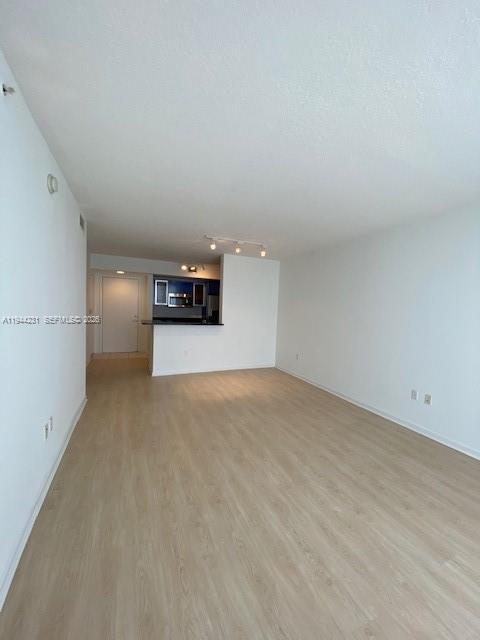 Building Photo - 2775 NE 187th St