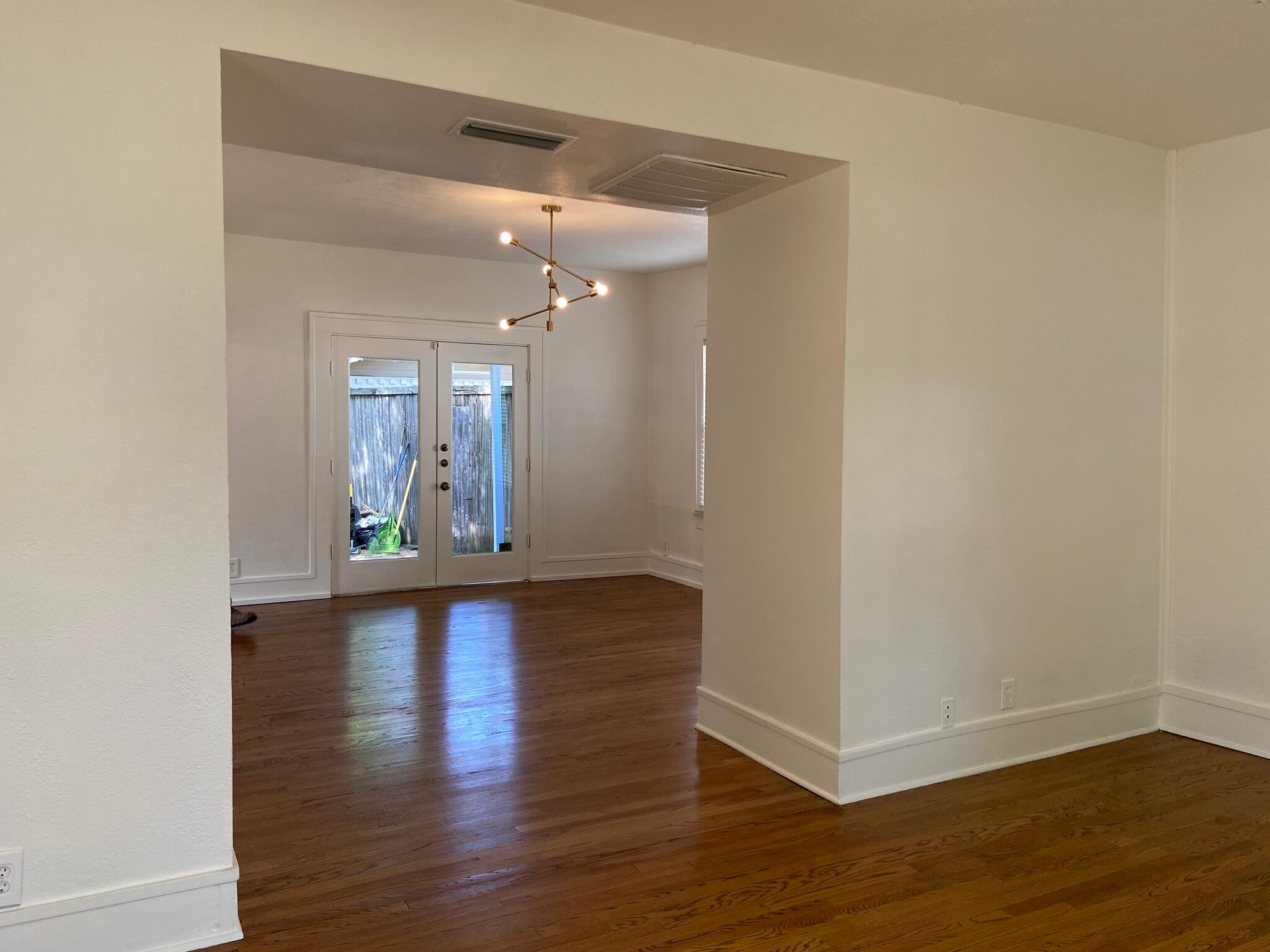 Dining Room - 5519 Miller Ave