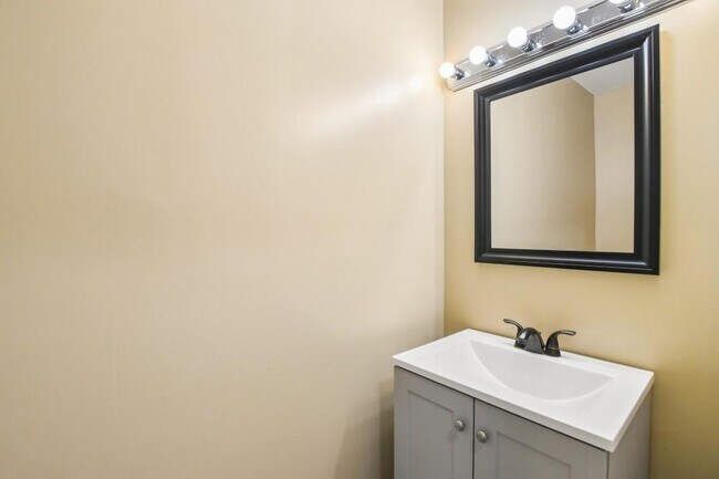 Building Photo - 2799 Brookcliff Landing NE
