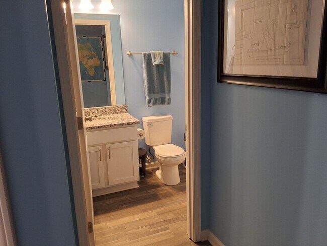 Building Photo - Cozy 3 Bed, 2 Bath House In Vine Grove, KY