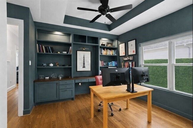 Building Photo - 4503 McKinney St