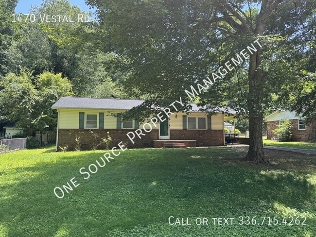 Primary Photo - 1470 Vestal Rd