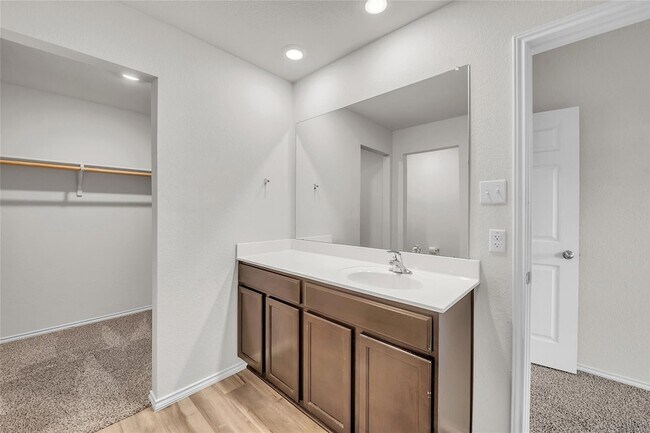 Building Photo - 144 Willers Rd