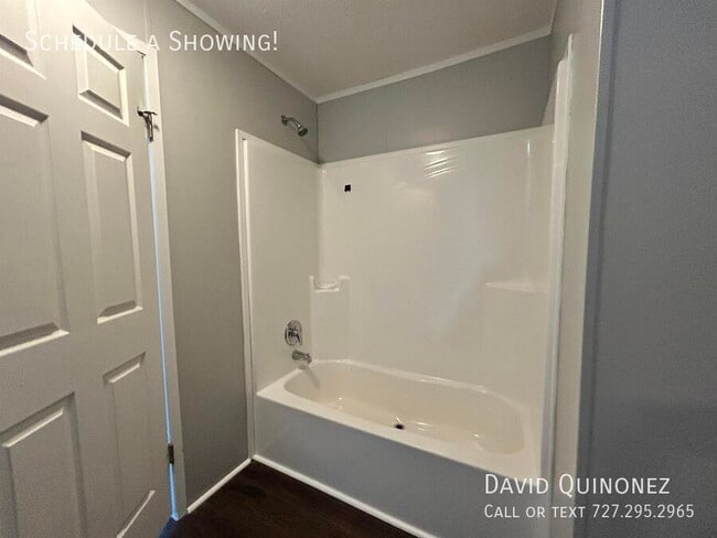 Building Photo - 5710 Kelso-