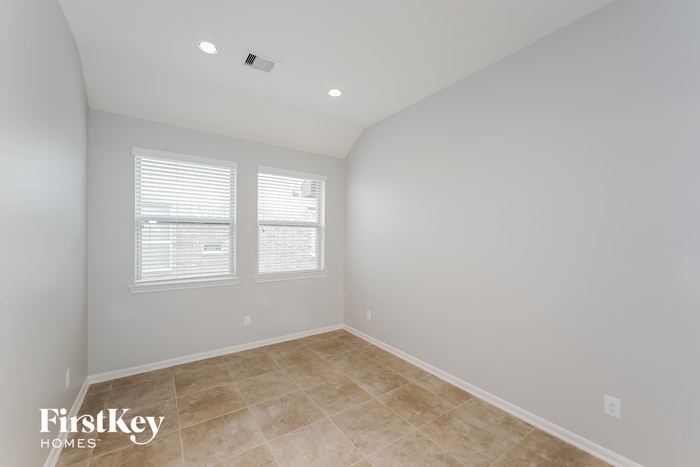 Building Photo - 6522 Hunters Creek Ln