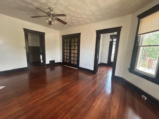 Building Photo - 3966 Regent Ave