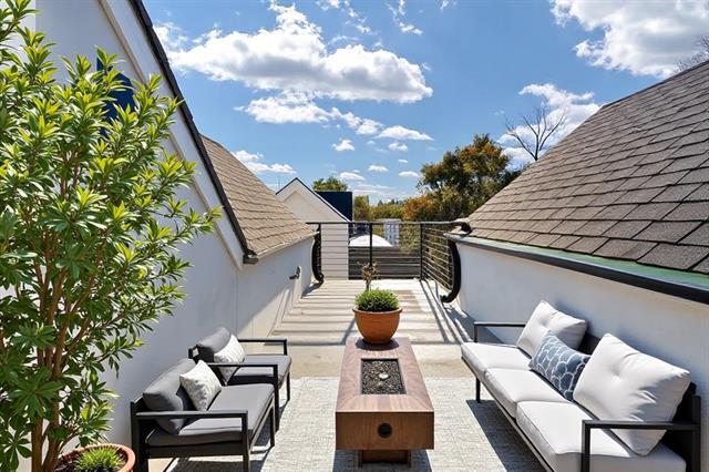 Building Photo - 4811 Denton Dr