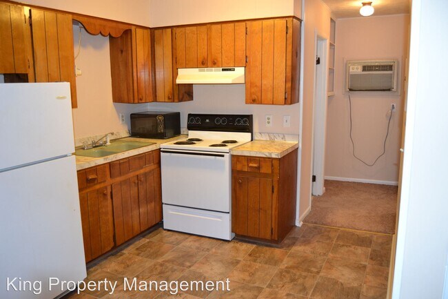 Building Photo - 7980 McClellan Blvd