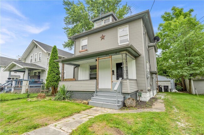 Building Photo - 1274 Welsh Ave