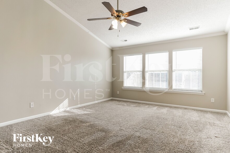 Building Photo - 7264 Great Laurel Dr