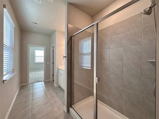 Building Photo - 11604 Roxburgh Pass