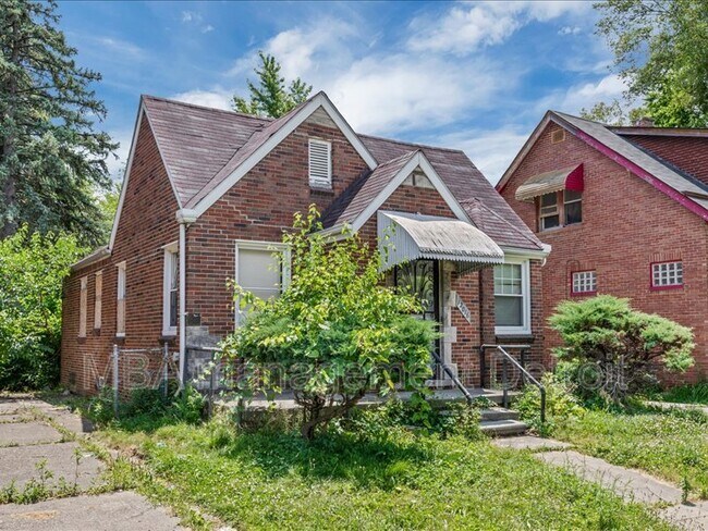 Primary Photo - 12016 Elmdale St