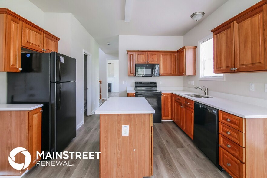 Building Photo - 7100 Bristoe Station Ln