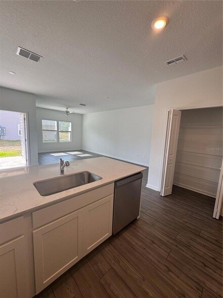 Building Photo - 4838 SW 81st Lp