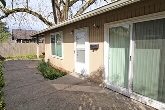 Building Photo - kaufg01