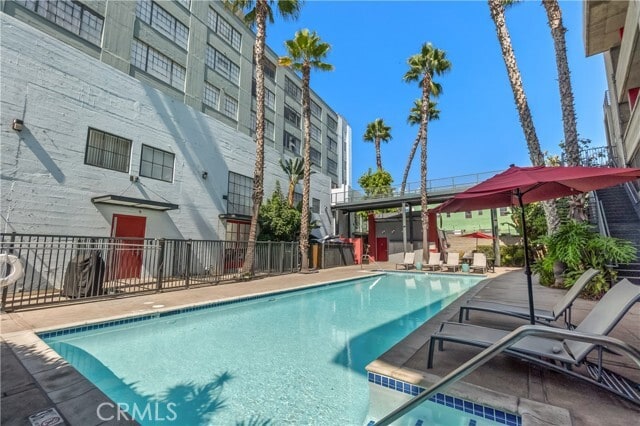 Building Photo - 420 San Pedro St