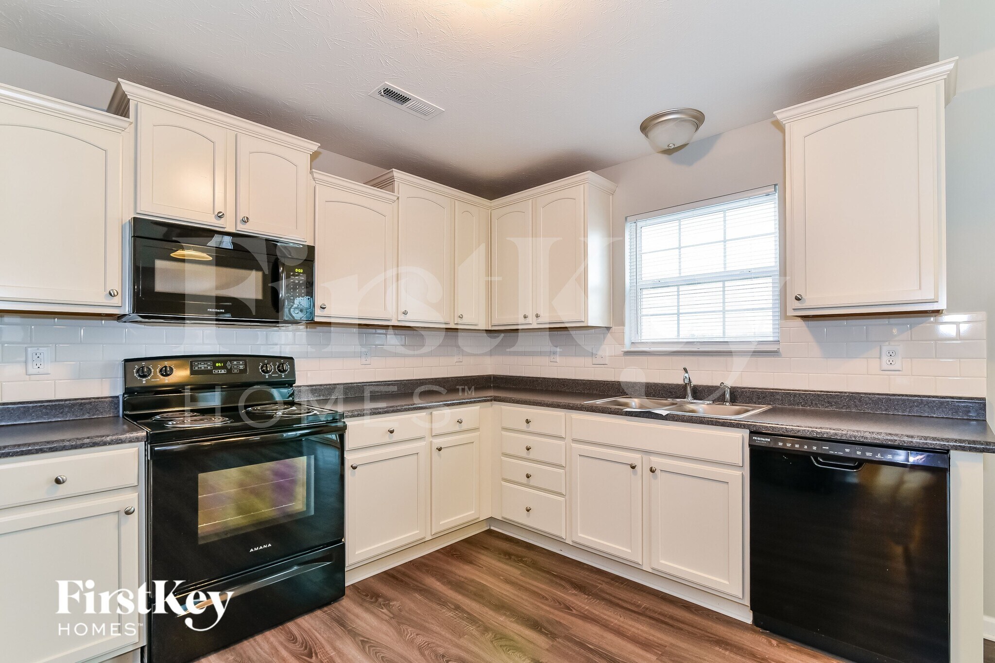 Building Photo - 7530 Boundary Bay Ct