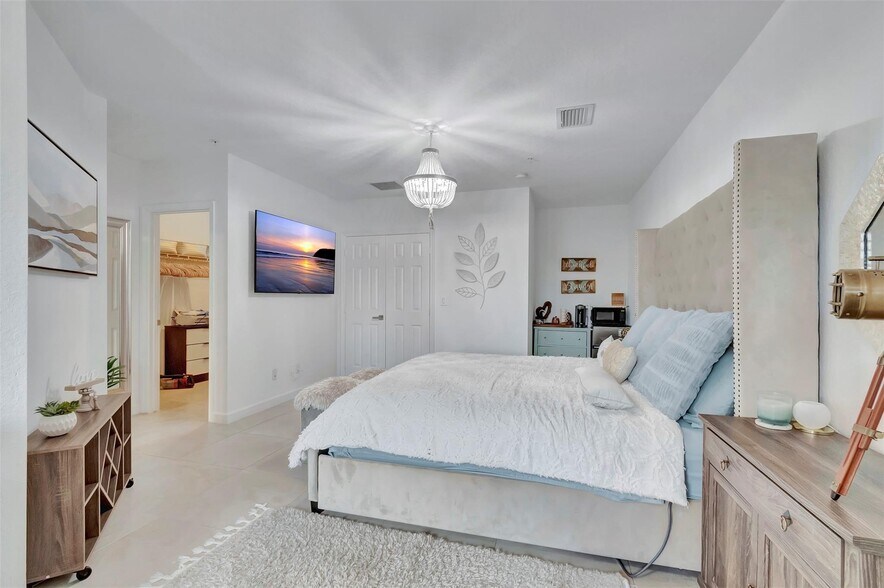 Building Photo - 1703 Coastal Bay Blvd