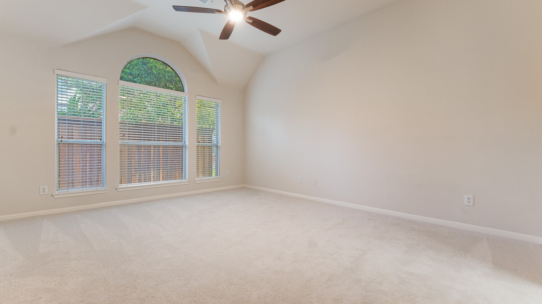 Building Photo - 6412 Stewart Blvd