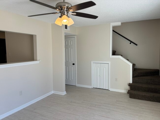 Building Photo - 4513 Tabony St