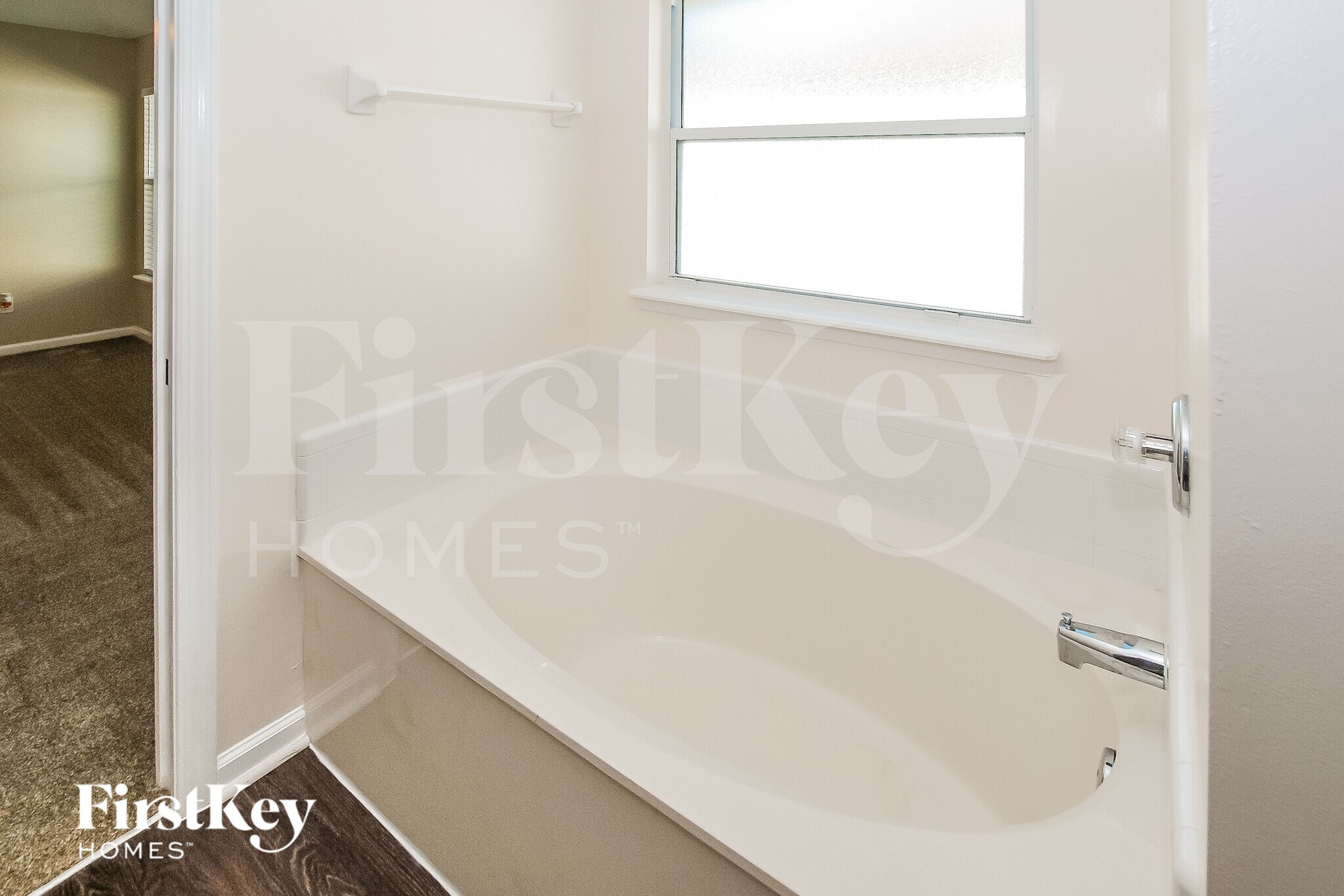Building Photo - 4013 Whitebark Plantation Dr