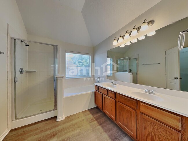 Building Photo - 21415 Branchport Dr