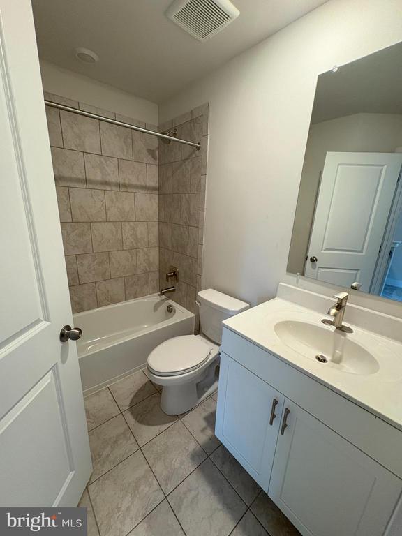 Building Photo - 1815 Betterton Rd