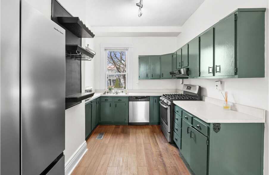 Building Photo - 1442 Christy Ave