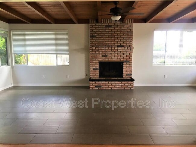 Building Photo - 4727 Glacier Ave