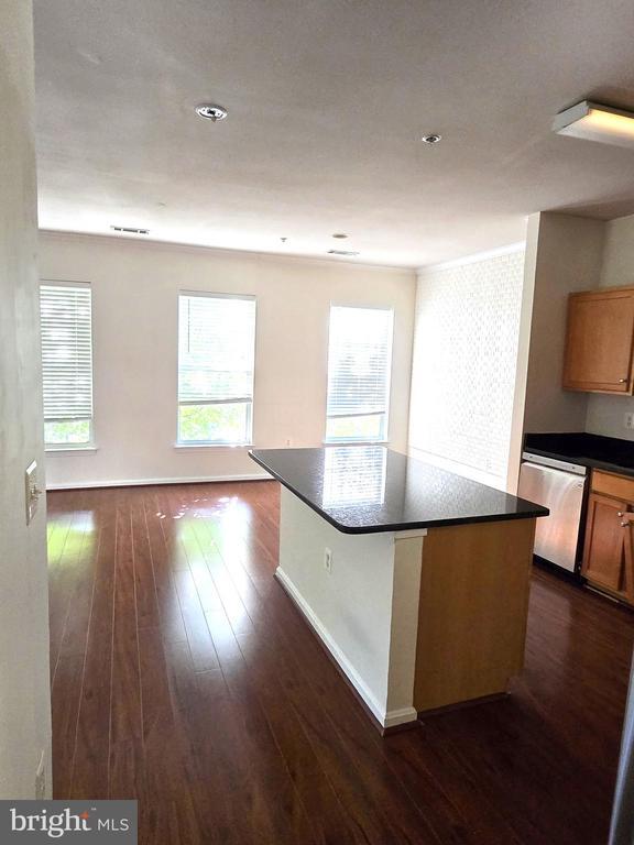 Building Photo - 13369 Connor Dr