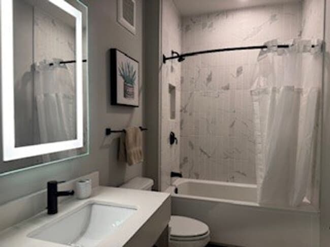 Building Photo - 3699 Lenox Rd NE