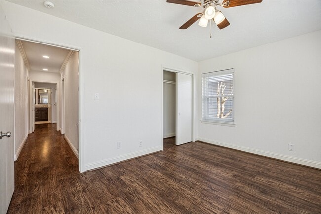 Building Photo - 5226 Nina Lee Ln