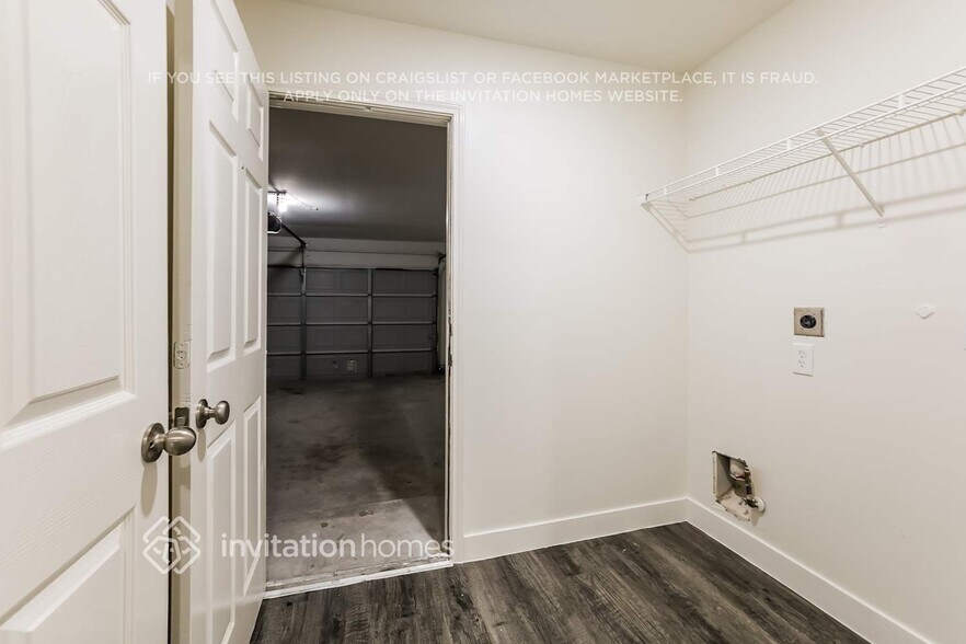 Building Photo - 16102 Majestic Glen Ln