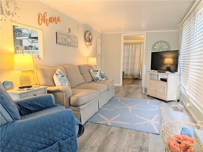 Building Photo - 438 Nettles Blvd