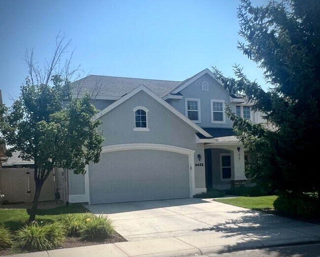 Building Photo - Beautiful 3 bed 2.5 bath home in the Cobblefield Crossing Subdivision in Meridian.