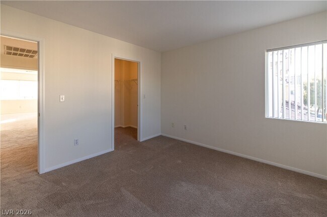 Building Photo - 191 Duck Hollow Ave