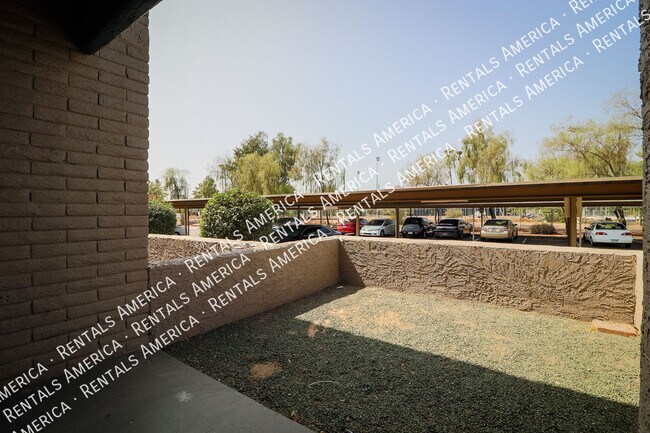 Building Photo - 4354 N 82nd St