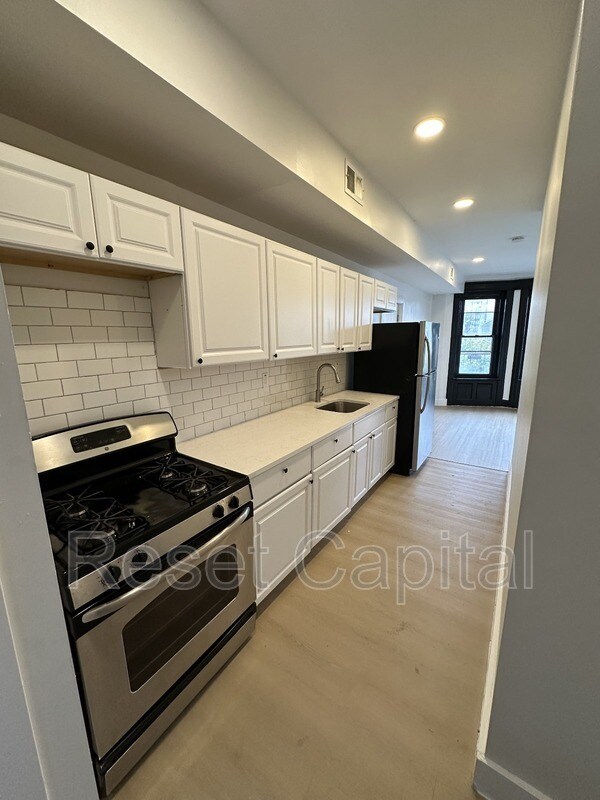 Building Photo - 20-26 Elizabeth Ave