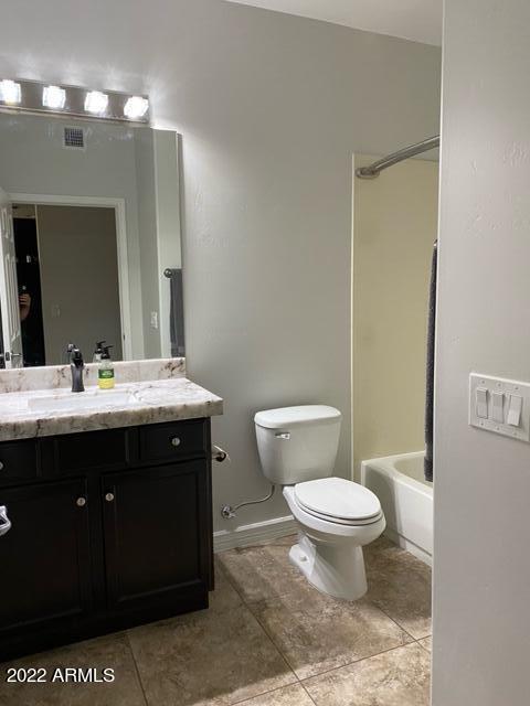 Building Photo - 5350 E Deer Valley Dr