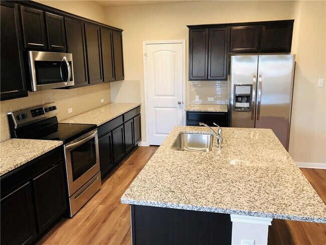 Building Photo - 1512 Ferryman Dr