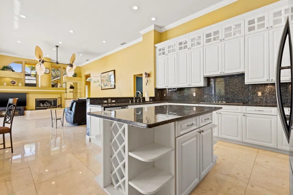Building Photo - 30324 Laurelwood Ln