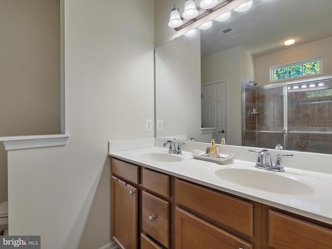 Building Photo - 2128 Turleygreen Pl