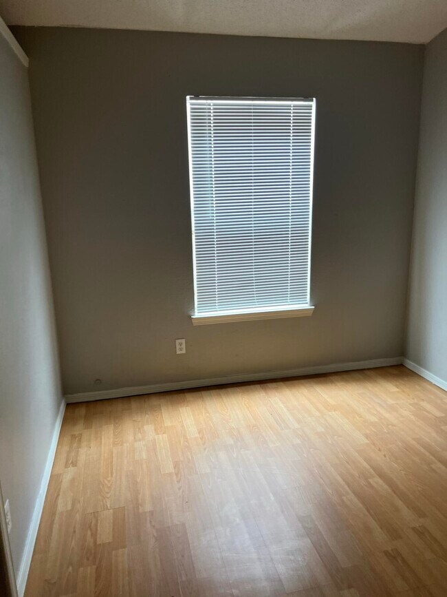 Building Photo - 12628 Setting Sun Dr