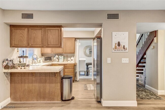 Building Photo - 4762 Torrence Dr