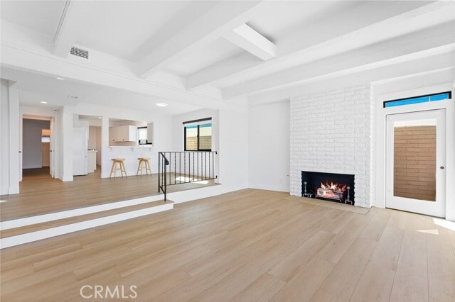 Building Photo - 404 S Bay Front