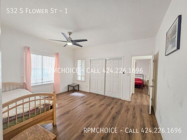 Building Photo - 532 S Flower St