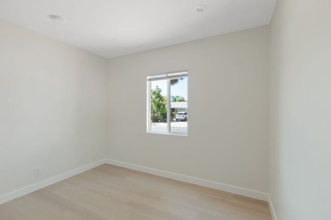 Building Photo - 7914 Etiwanda Ave